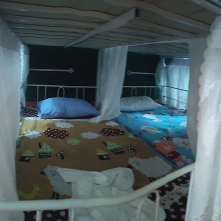 Hostel Neva Paris Pakxe Eksteriør billede
